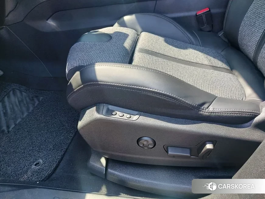 Peugeot 3008 second generation 2018 из Кореи, фото 2