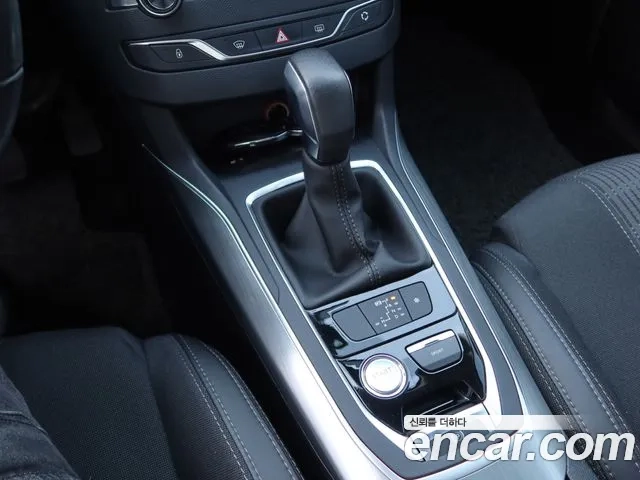 Peugeot 308SW Second generation 2018 Серебристо-серый из Кореи, фото 2