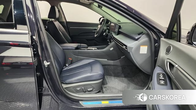 Hyundai Sonata D Edge Hybrid (DN8) 2025 Черный из Кореи, фото 2