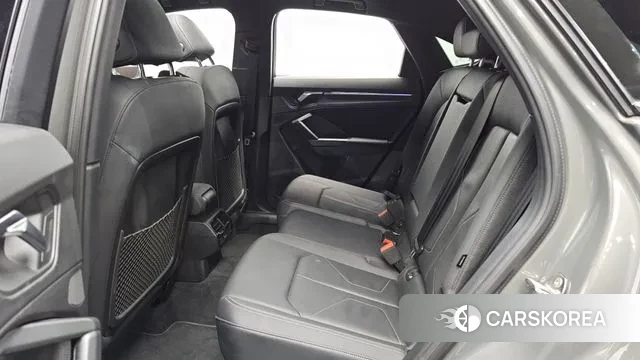 Audi Q3 (F3) 2020 Серый из Кореи, фото 2