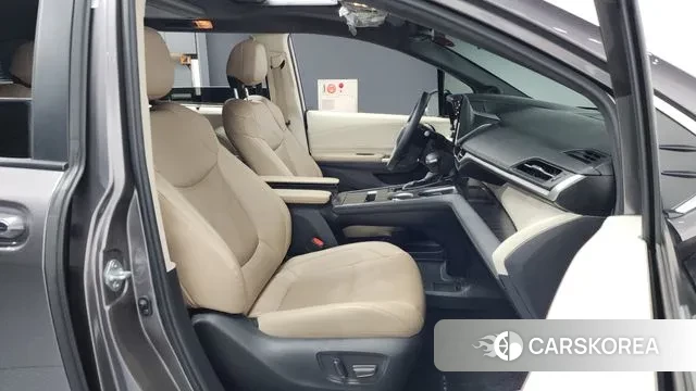 Toyota Sienna 4th Generation 2023 Серый из Кореи, фото 2