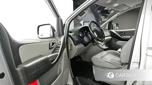 Hyundai The New Grand Starex 2019 Серебряный из Кореи, фото 2