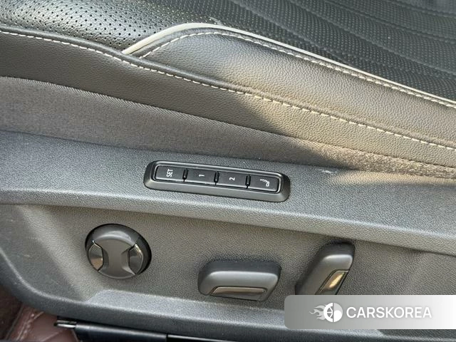 Volkswagen Passat 2022 Черный из Китая, фото 2