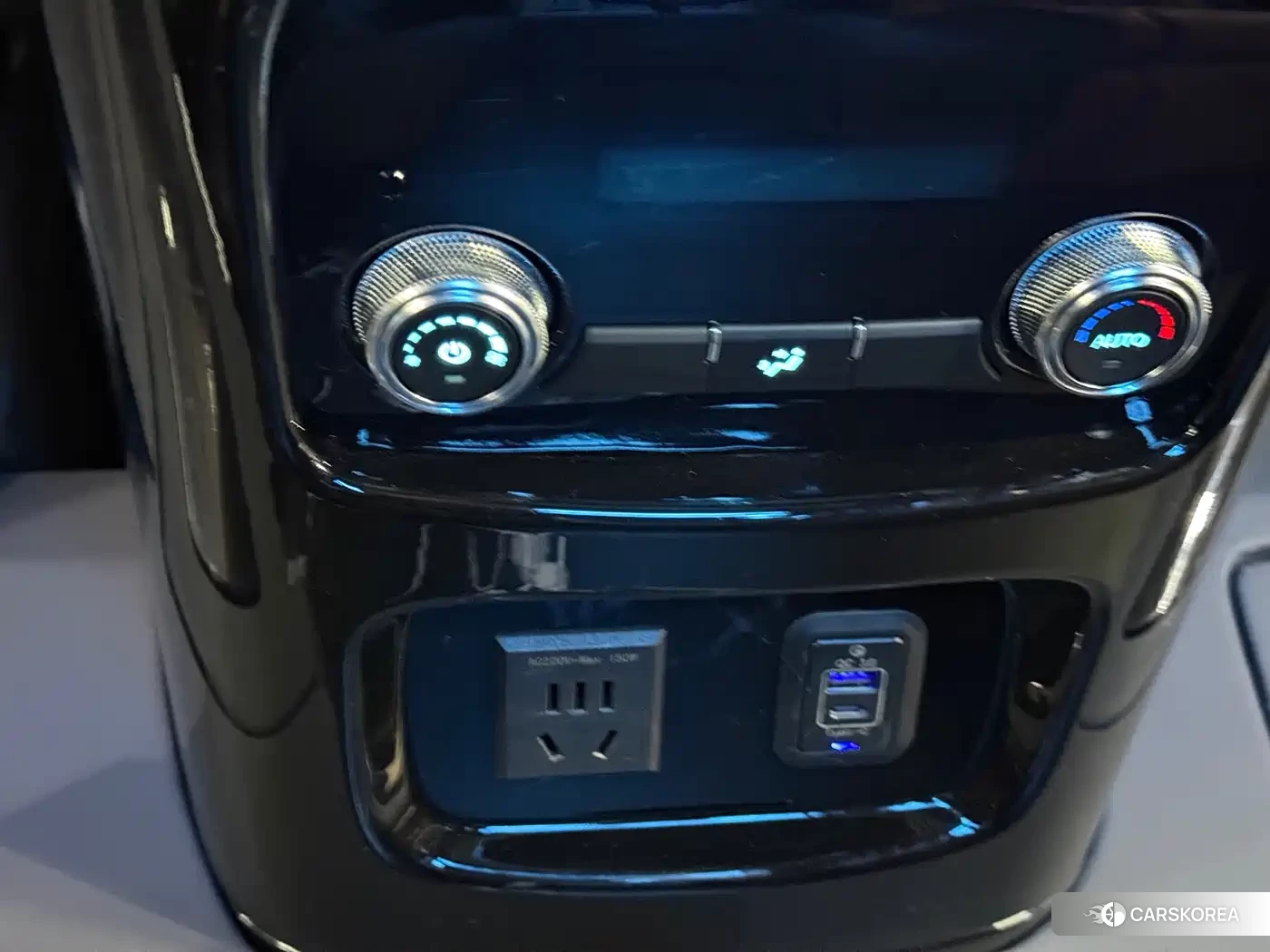 Ford Touruiou 2025 Черный из Китая, фото 2