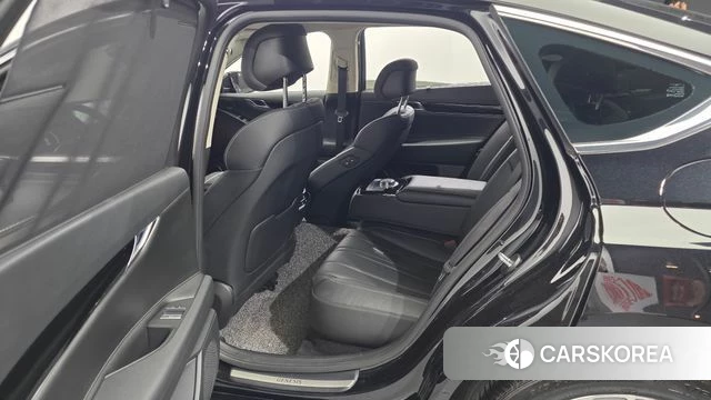 Genesis G80 (RG3) 2023 Черный из Кореи, фото 2