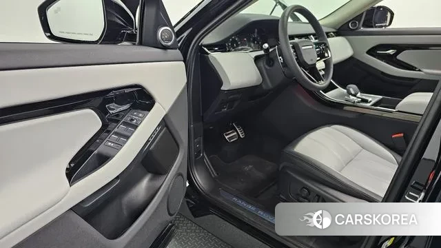 Land Rover Range Rover Evoque 2nd Generation 2025 Черный из Кореи, фото 2