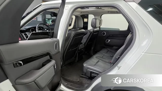 Land Rover Discovery 5 2018 Белый из Кореи, фото 2
