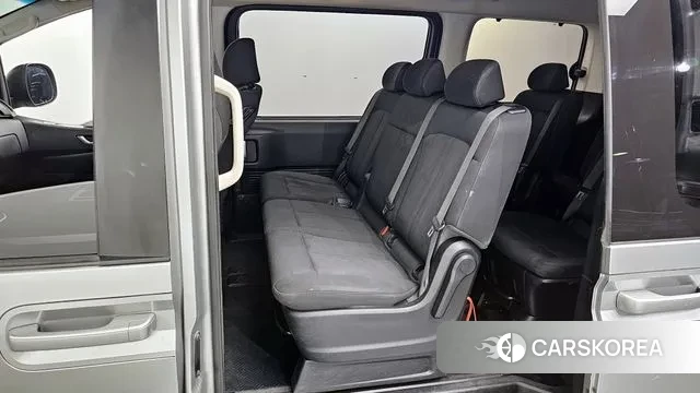 Hyundai Staria 2021 Серебряный из Кореи, фото 2