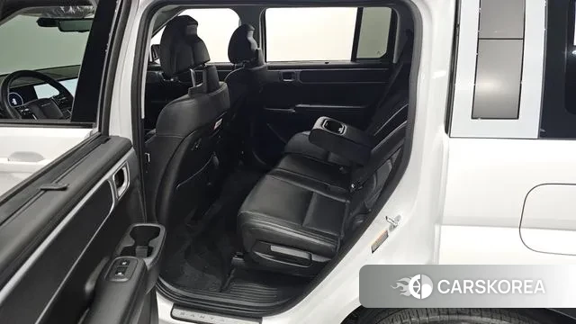 Hyundai Santa Fe (MX5) 2023 Белый из Кореи, фото 2