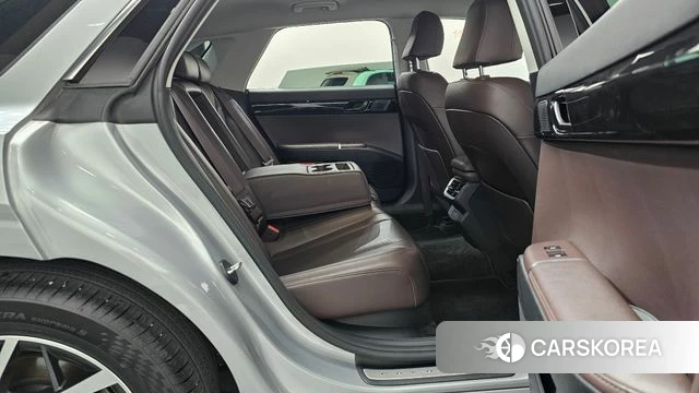 Hyundai Grandeur (GN7) 2023 Серебряный из Кореи, фото 2