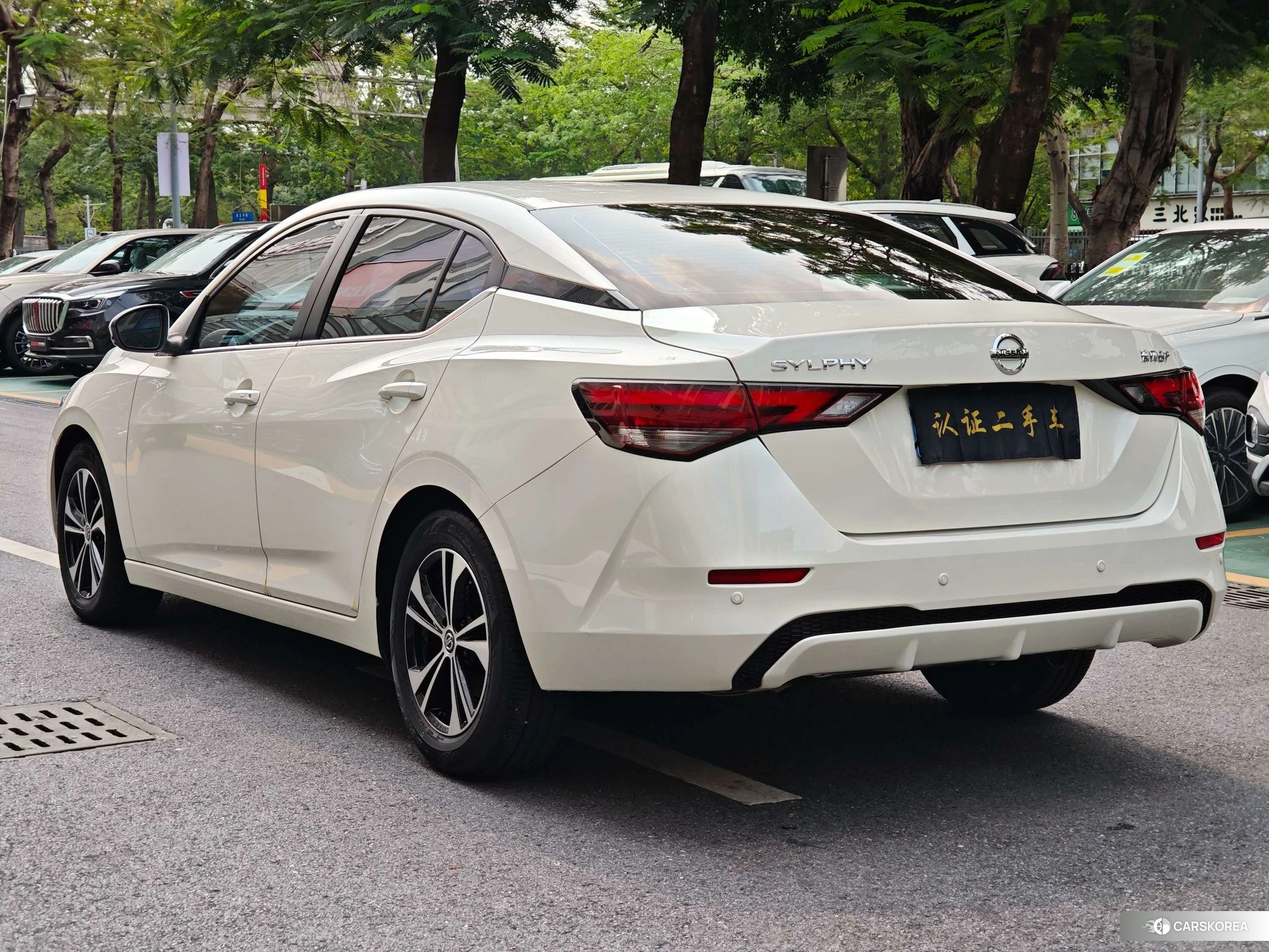 Nissan Xuan Yi 2021 Белый из Китая, фото 2