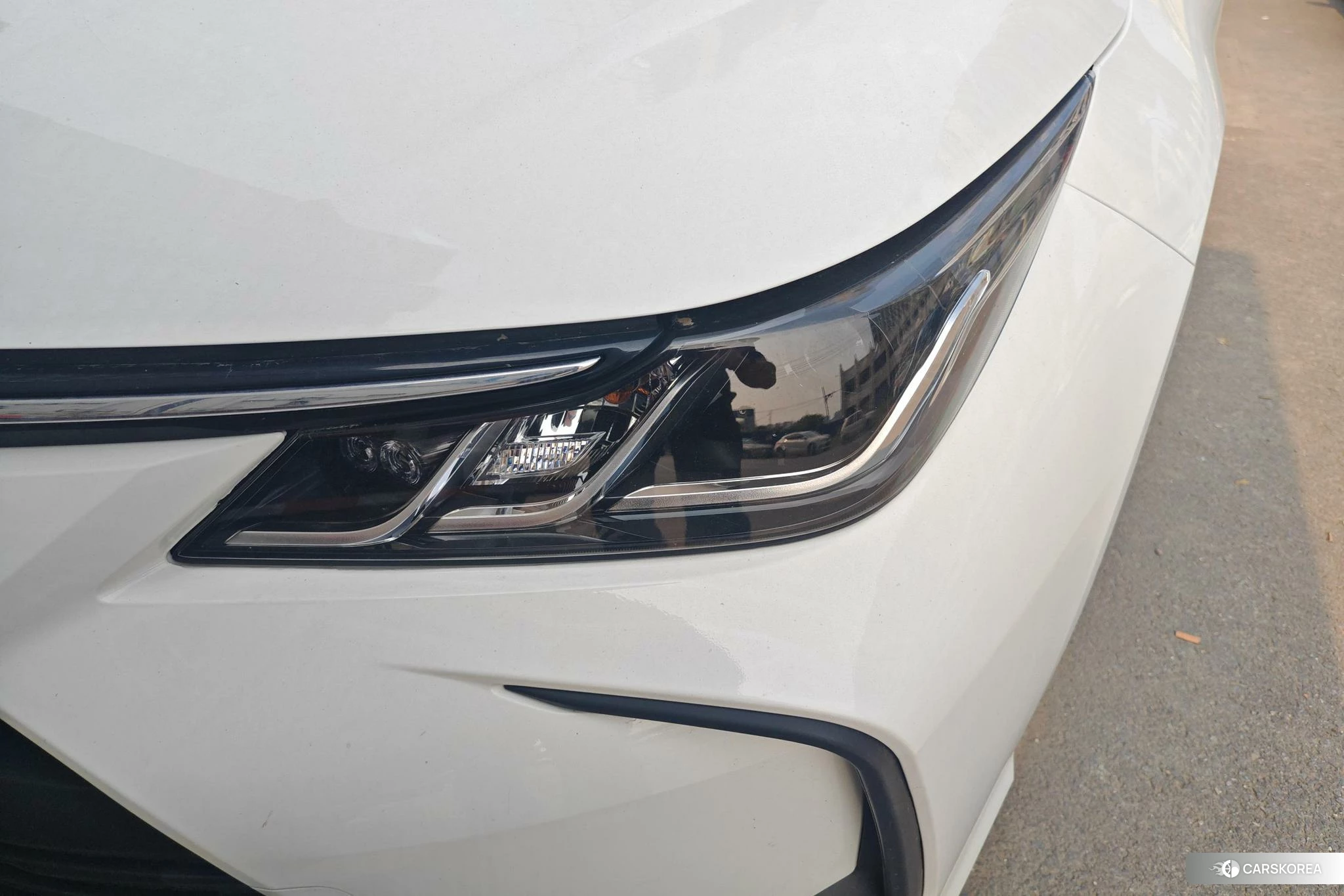 Toyota Corolla 2024 Белый из Китая, фото 2