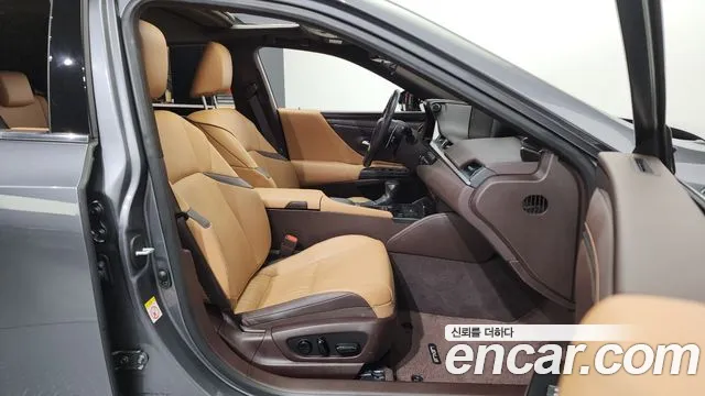 Lexus ES300h 7th generation 2018 Серый из Кореи, фото 2