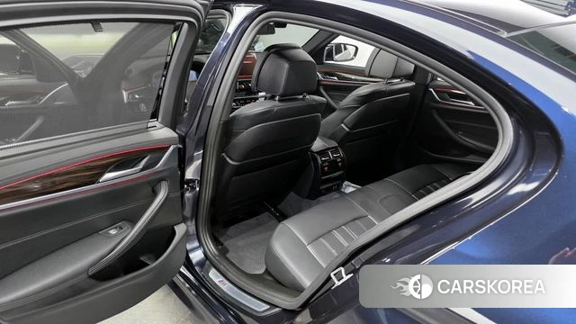 BMW 5 Series (G30) 2022 Синий из Кореи, фото 2