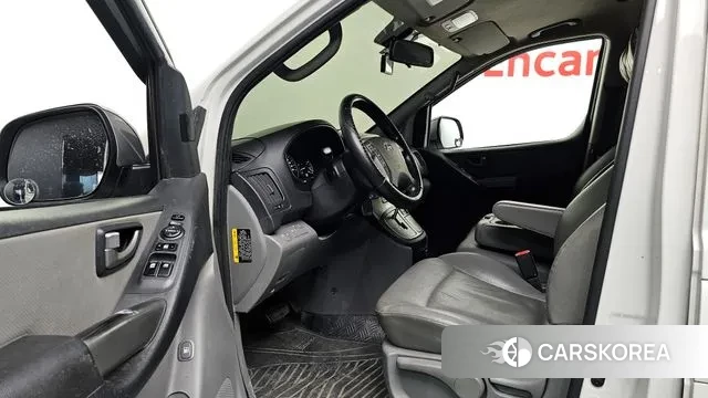 Hyundai The New Grand Starex 2018 Белый из Кореи, фото 2