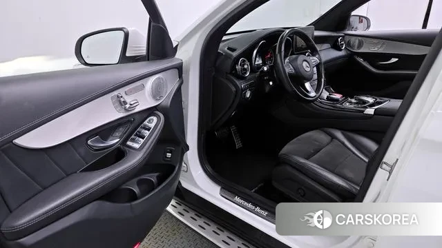 Mercedes-Benz GLC-Class X253 2019 Белый из Кореи, фото 2
