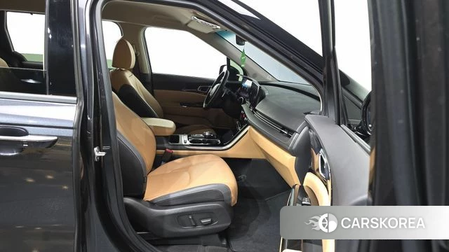 Kia Carnival 4th generation 2022 Черный из Кореи, фото 2
