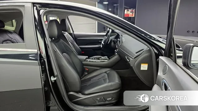 Hyundai Sonata Hybrid (DN8) 2021 Черный из Кореи, фото 2