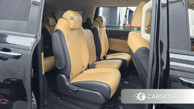 Kia Carnival 4th generation 2022 Черный из Кореи, фото 2
