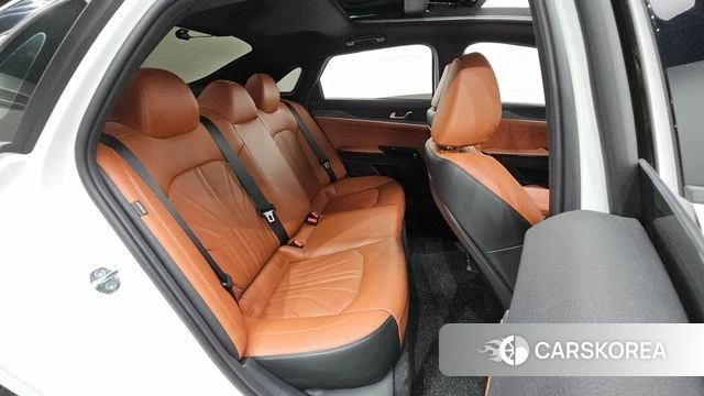 Kia The New K5 3rd generation 2024 Белый из Кореи, фото 2