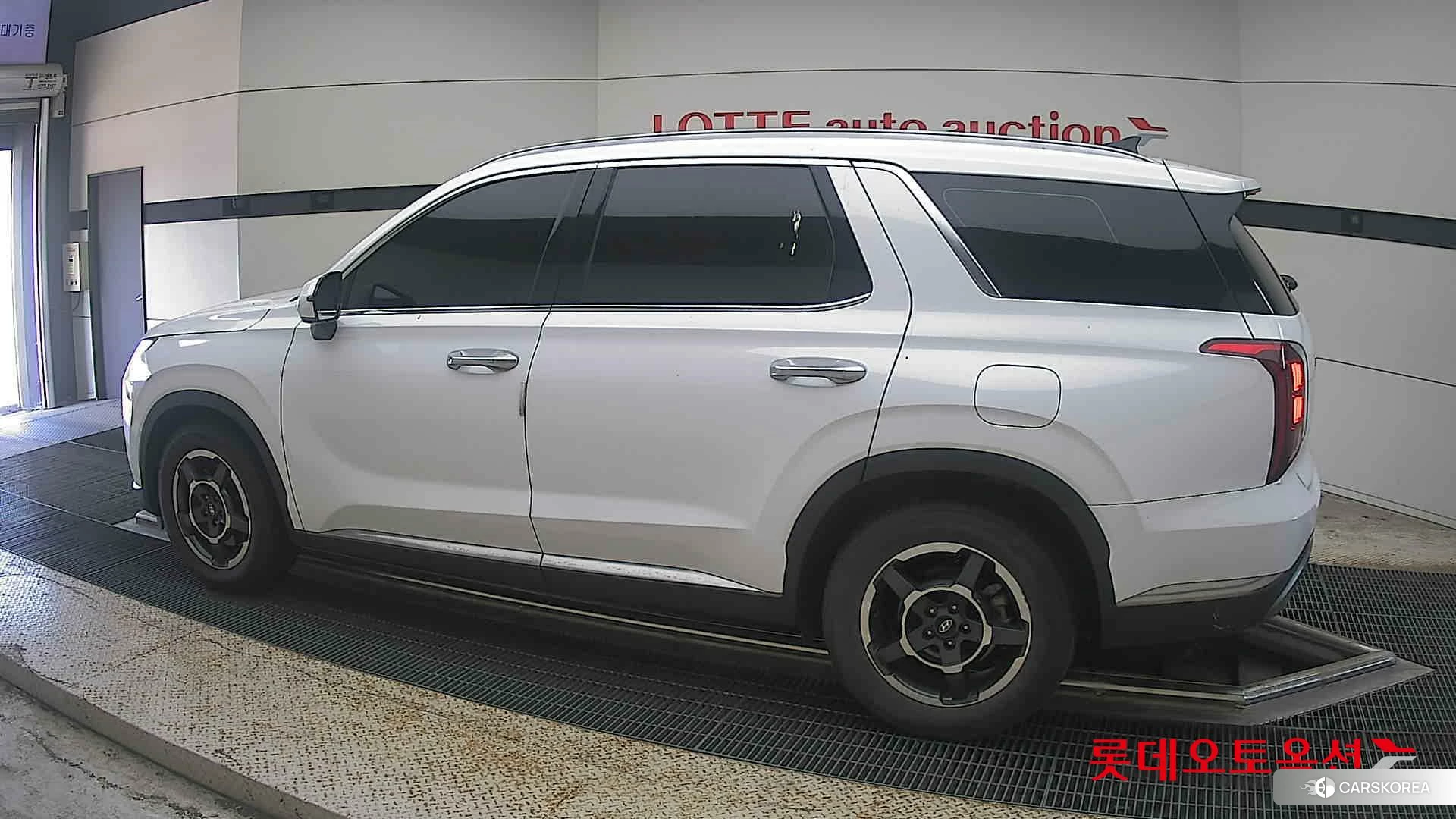 Hyundai Palisade 2023 Белый из Кореи, фото 2