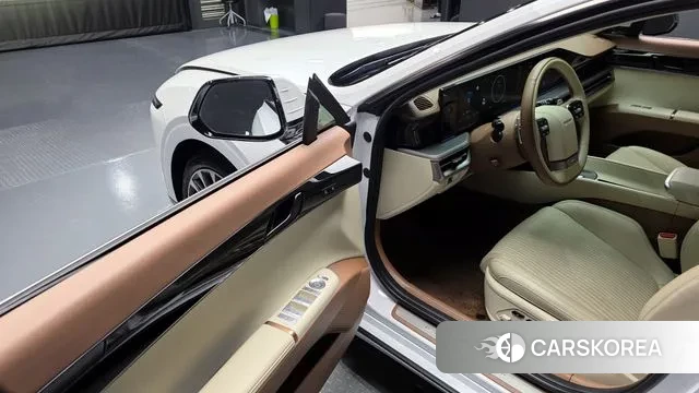 Hyundai Grandeur Hybrid (GN7) 2023 Белый из Кореи, фото 2