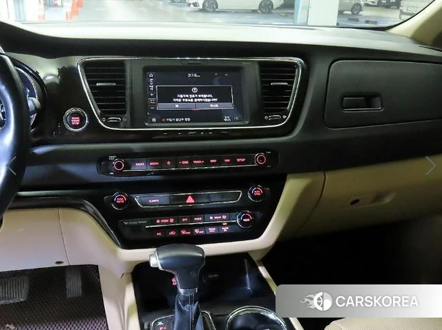 Kia The New Carnival 2018 Черный из Кореи, фото 2