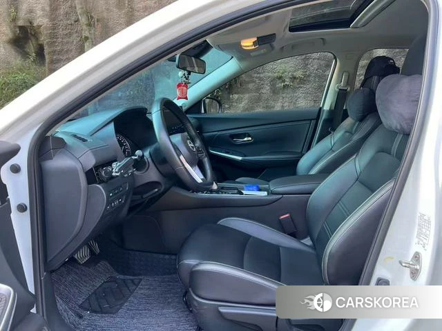 Nissan Xuan Yi 2024 Белый из Китая, фото 2