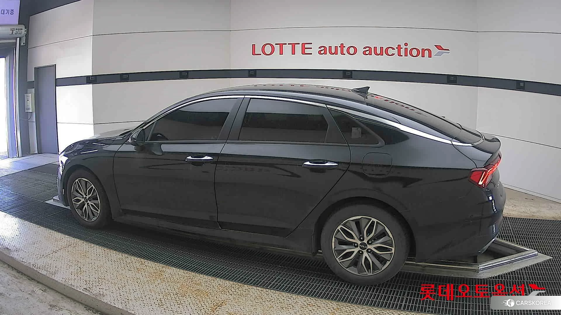 Kia K5 Hybrid 2022 Aurora Black Pearl из Кореи, фото 2