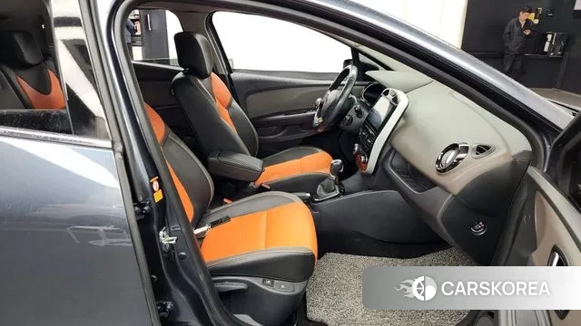 Renault Korea (Samsung) Clio 2018 Серый из Кореи, фото 2