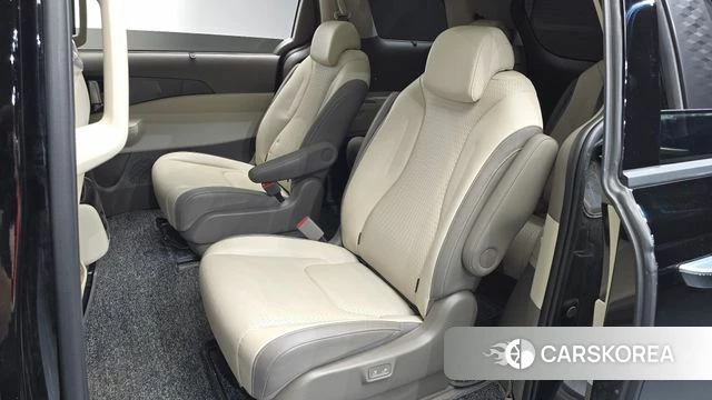 Kia The New Carnival 4th Generation 2024 Черный из Кореи, фото 2