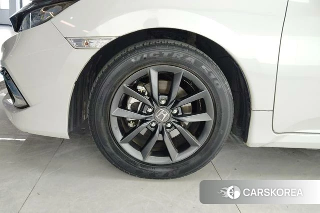 Honda Civic 2021 Белый из Китая, фото 2