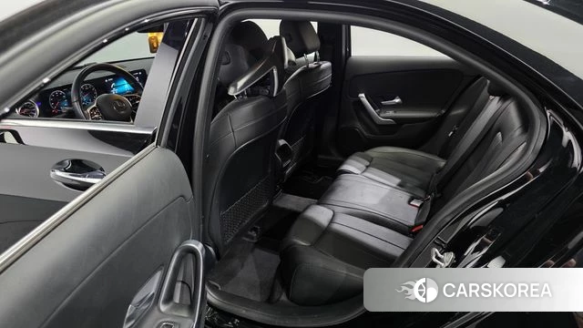Mercedes-Benz A-Class W177 2021 Черный из Кореи, фото 2