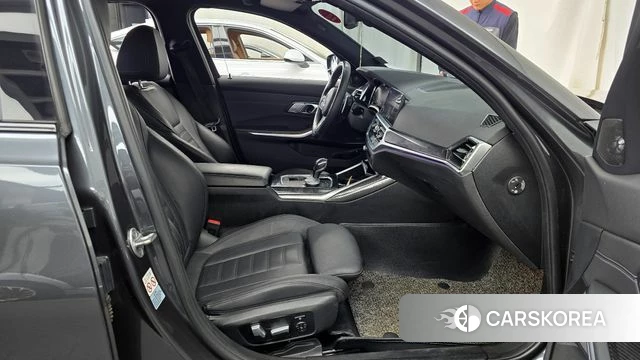 BMW 3 Series (G20) 2020 Серый из Кореи, фото 2