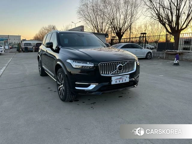 Volvo XC90 2024 Черный из Китая, фото 2