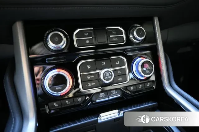 GMC Yukon 2022 Черный из Кореи, фото 2