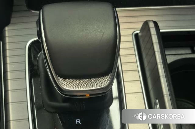 Red flag HS7 PHEV 2024 Черный из Китая, фото 2