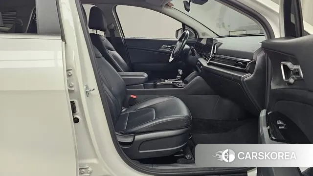 Kia Sportage 5th Generation 2022 Белый из Кореи, фото 2