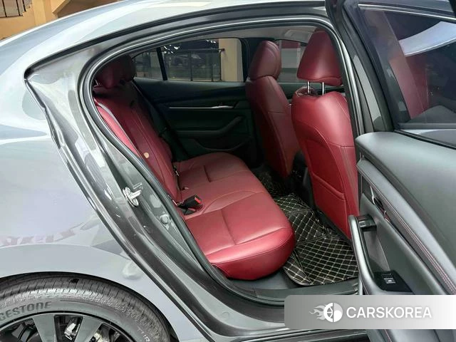 Mazda 3 Angkesaila 2024 Черный из Китая, фото 2