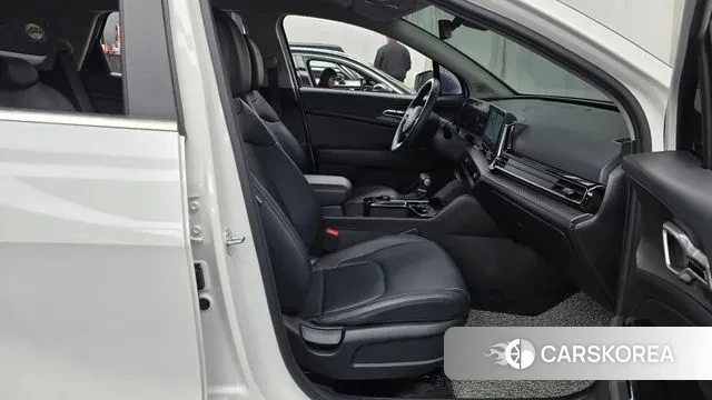 Kia Sportage 5th Generation 2022 Белый из Кореи, фото 2