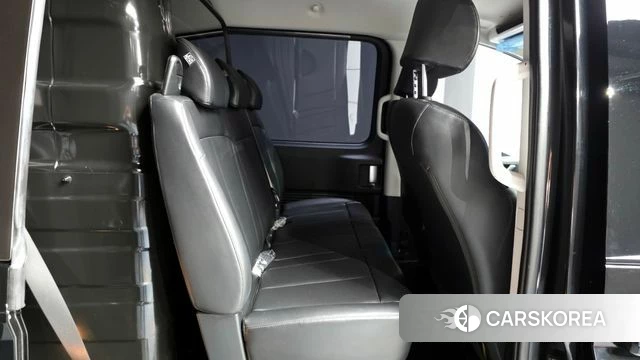 Hyundai Staria 2023 Черный из Кореи, фото 2