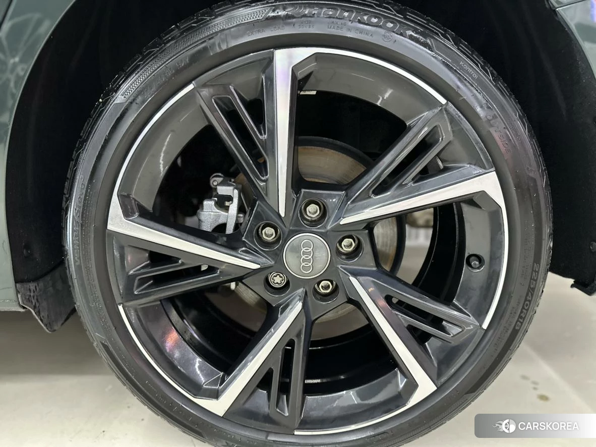Audi A3 2021 Зеленый из Китая, фото 2