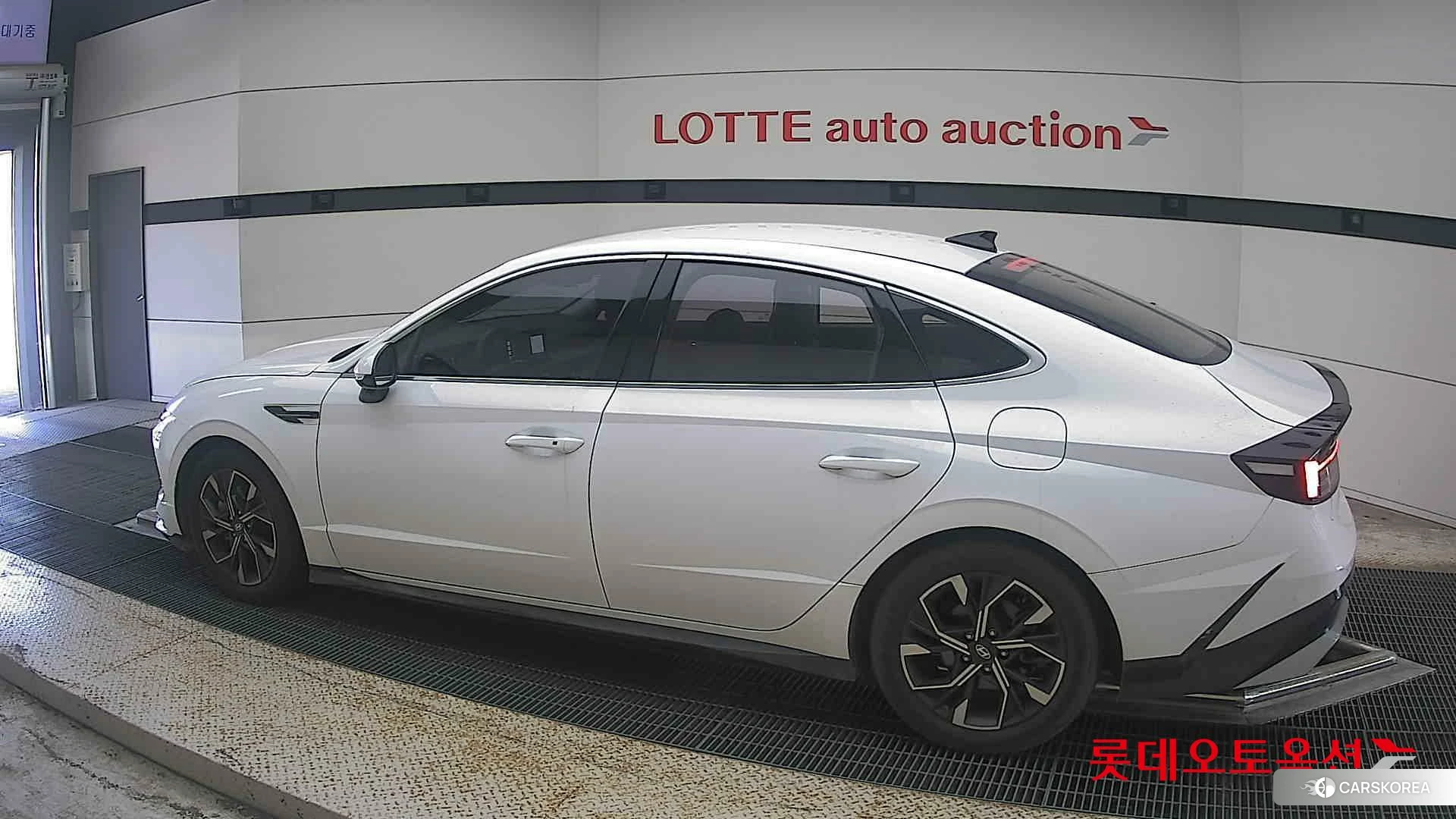 Hyundai Sonata 2024 Serenity White Pearl из Кореи, фото 2