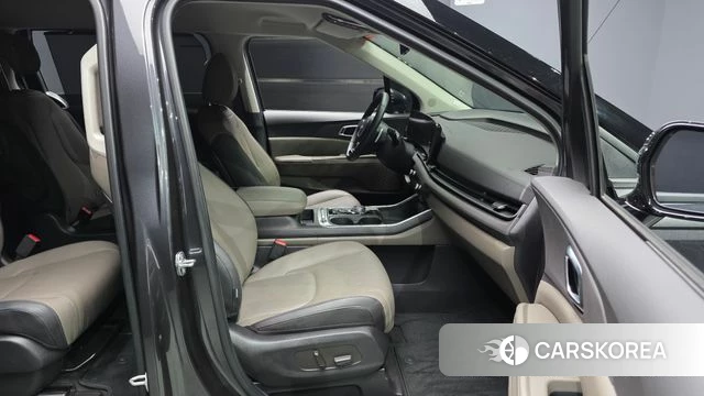 Kia The New Carnival 4th Generation 2024 Серый из Кореи, фото 2