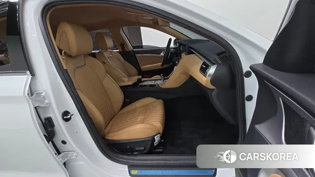 Genesis The New G70 2021 Белый из Кореи, фото 2