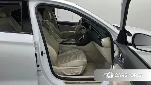 Genesis The New G70 2021 Белый из Кореи, фото 2