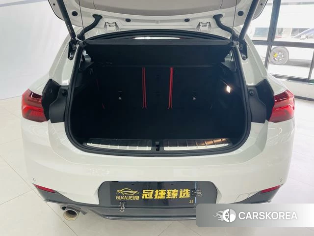 BMW X2 2021 Белый из Китая, фото 2