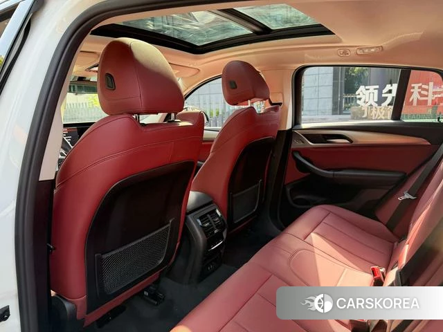 BMW X4 2024 Белый из Китая, фото 2