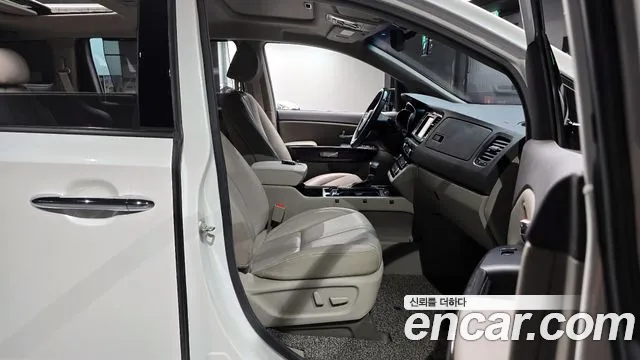 Kia All New Carnival 2018 Белый из Кореи, фото 2