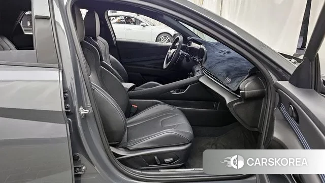 Hyundai The New Avante (CN7) 2024 Серый из Кореи, фото 2